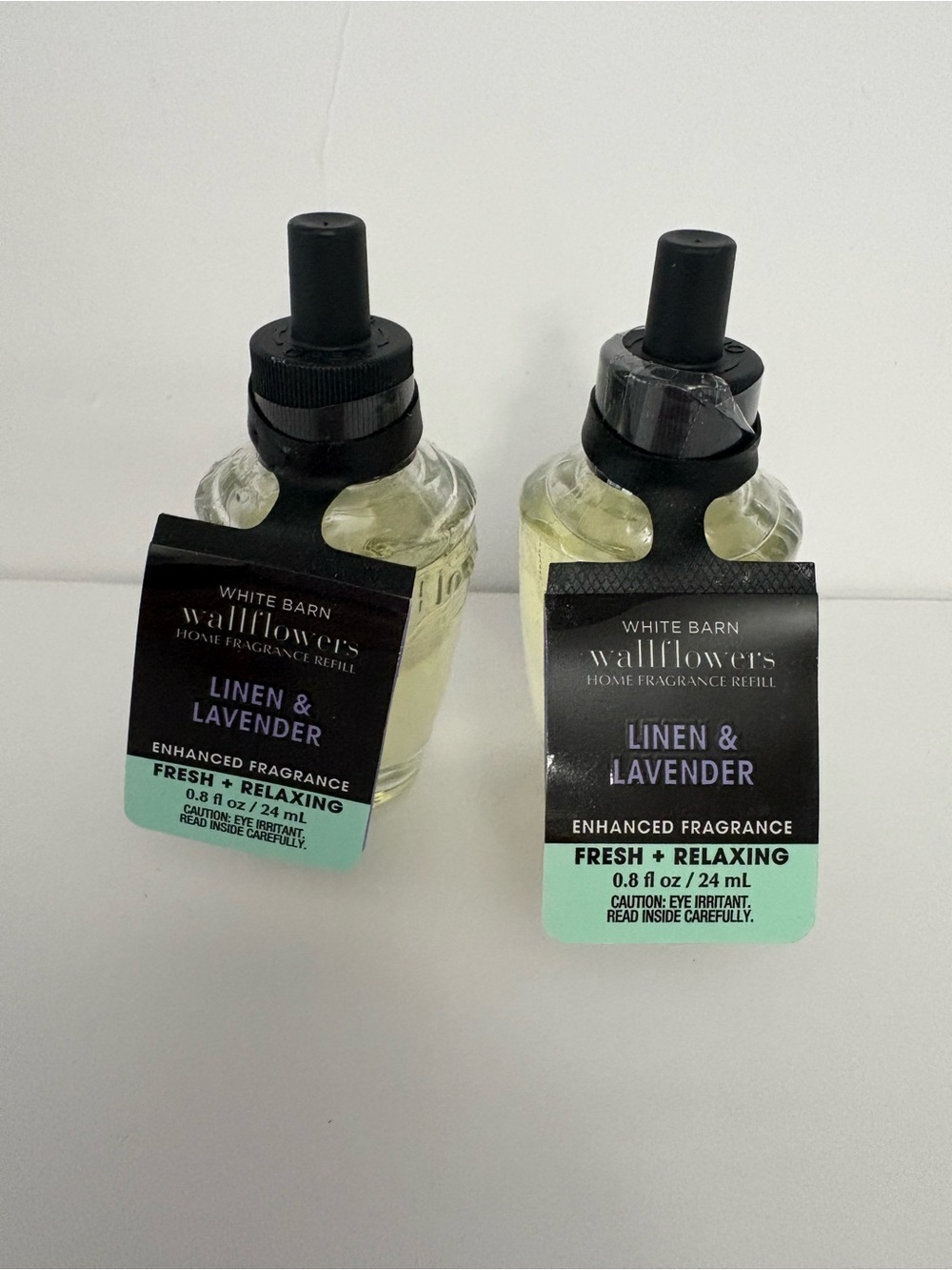 2 Bath & Body Works Wallflowers Linen & Lavender Home Refill 0.8 Fl Oz
